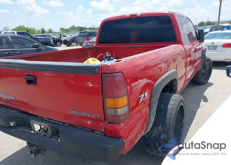 2002 Chevrolet Silverado 1500 Ls из США, поврежденный, VIN 2GCEK19TX21216030